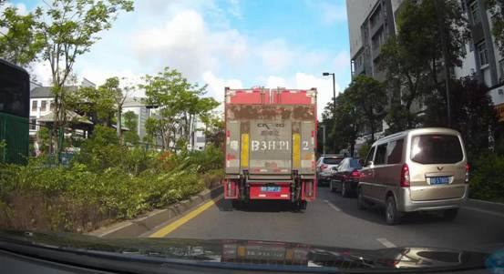 極清攝錄，大智極清行車記錄儀G322裝車實(shí)錄