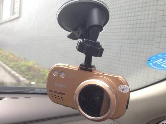 簡便 大智G322極清行車記錄儀上車安裝實拍